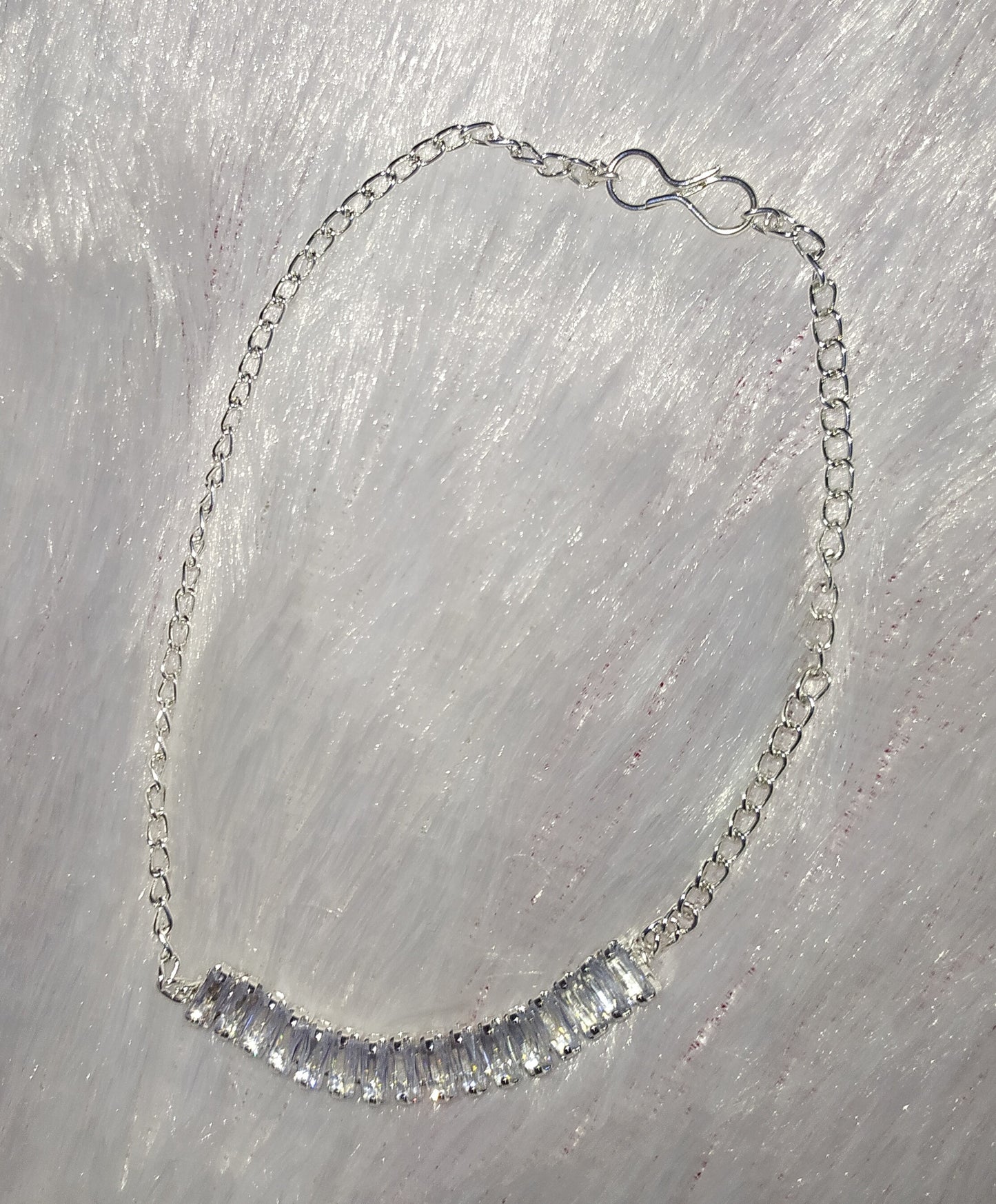 ✨ Elegant Crystal Bar Bracelet