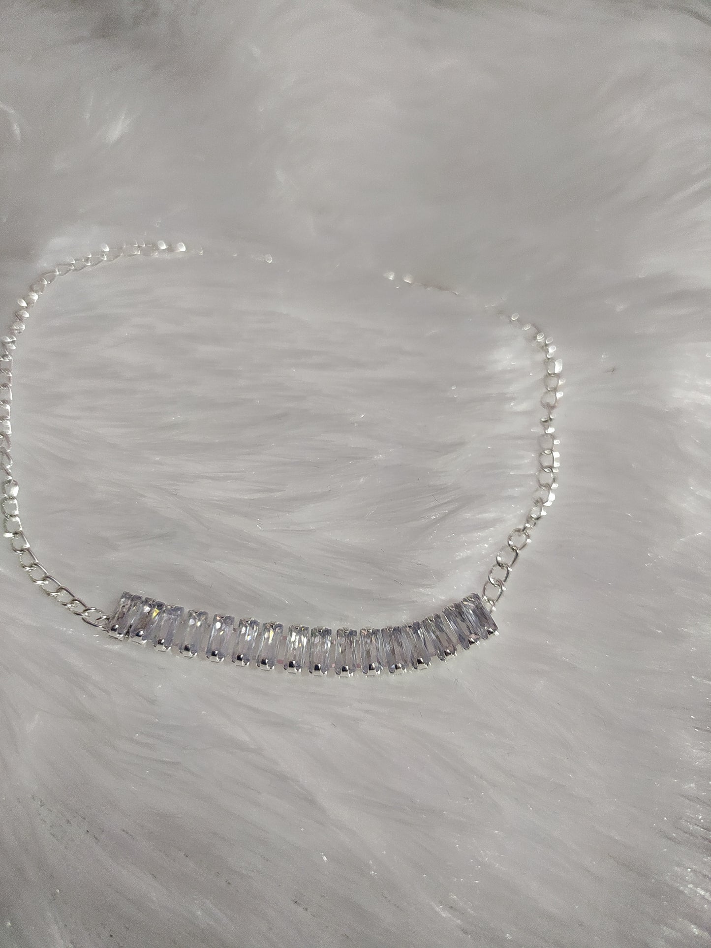 ✨ Elegant Crystal Bar Bracelet