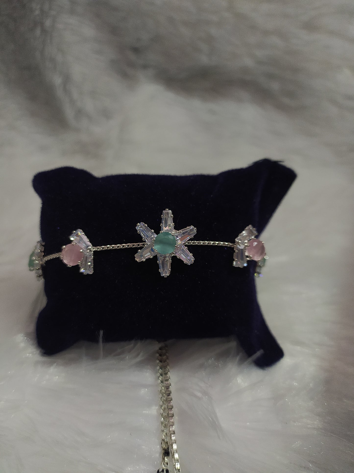 💫 Sparkling Starburst Adjustable Bracelet