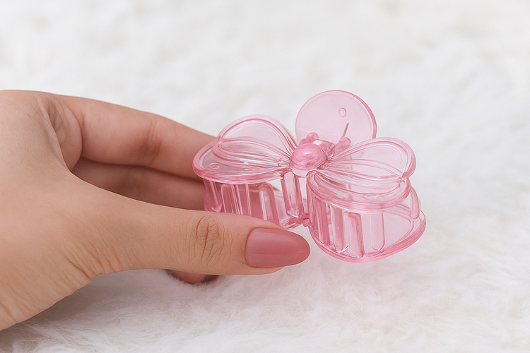 Transparent   Hair Clutcher – Stylish & Durable