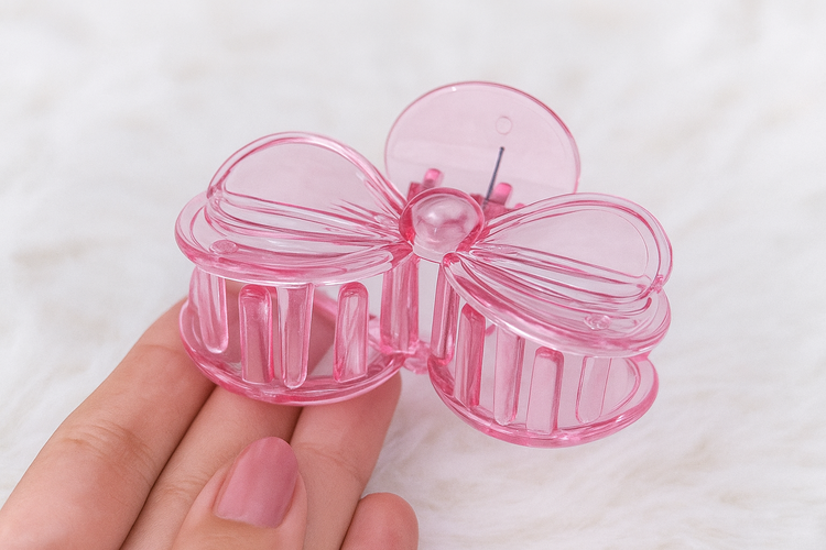 Transparent   Hair Clutcher – Stylish & Durable