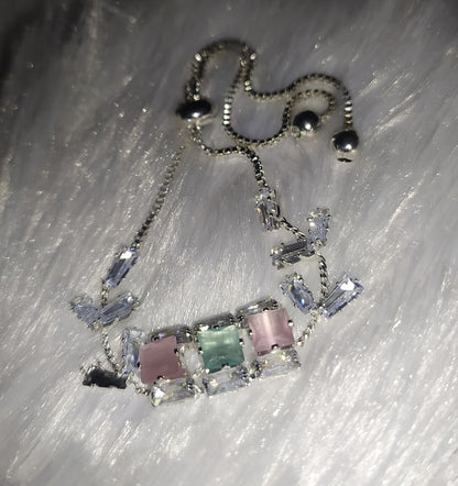 🌸 Adjustable Pastel Charm Bracelet 